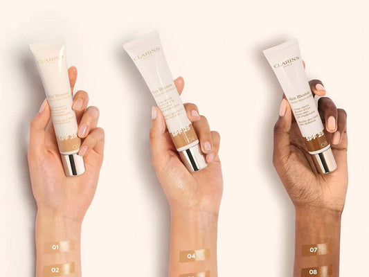 Clarins Skin Illusion Tinted Moisturiser SPF25 Review and Swatches