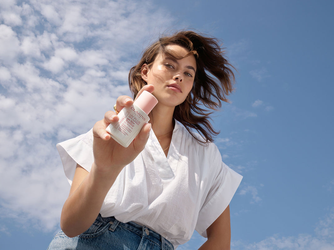 Clarins – Page 2 – Escentual
