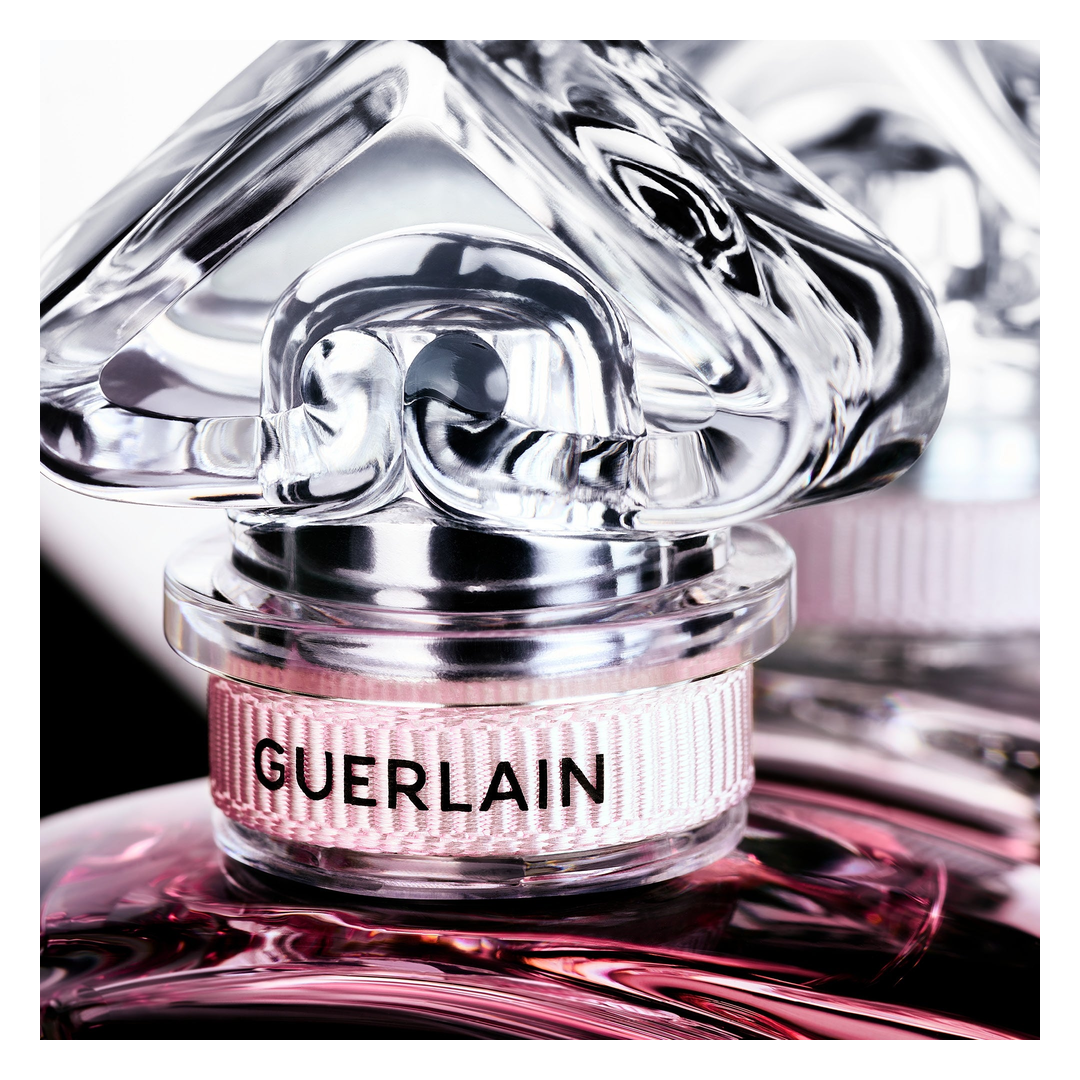 GUERLAIN La Petite Robe Noire Eau de Parfum Intense Spray