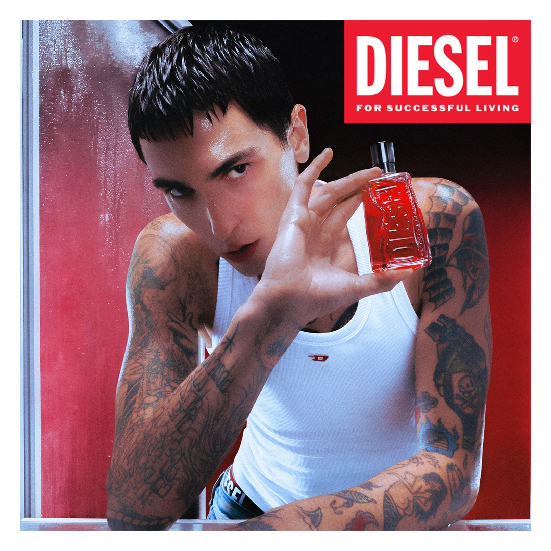 Diesel D Red Eau de Parfum Spray 50ml Gift Set