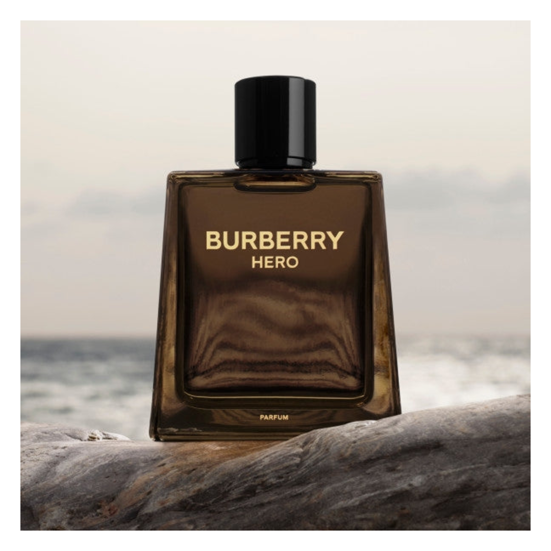BURBERRY Hero Parfum Spray – Escentual
