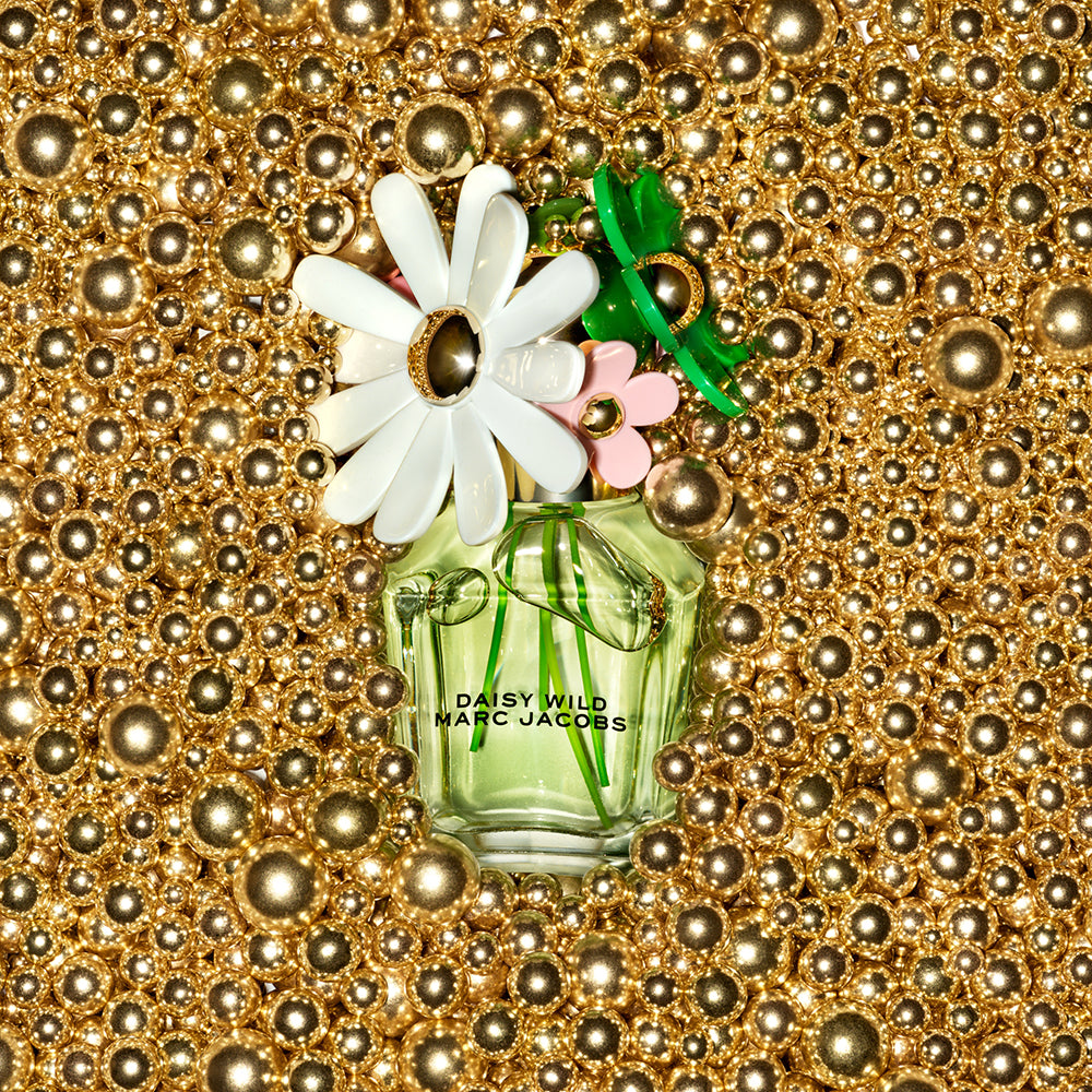 Marc Jacobs Daisy Wild Eau de Parfum Spray 50ml Gift Set – Escentual