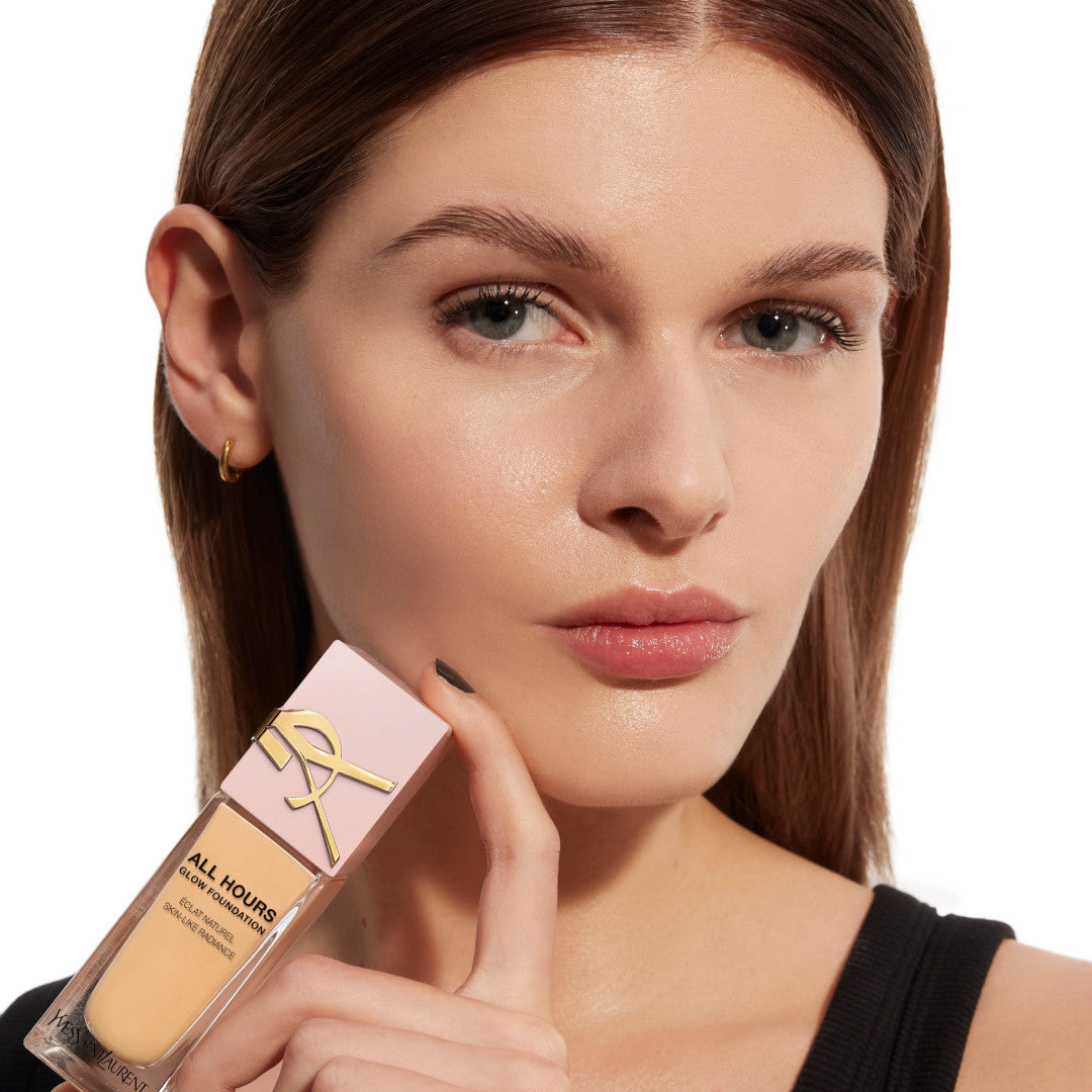 Yves Saint Laurent All Hours Glow Foundation