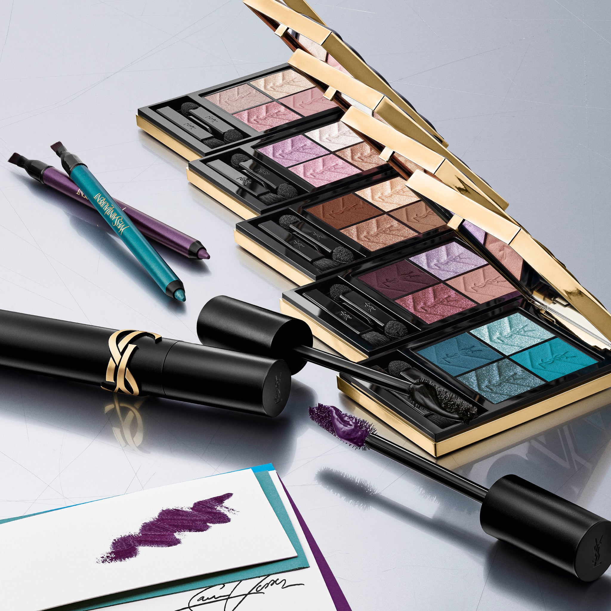 Yves Saint Laurent Couture Mini Clutch Palette – Escentual