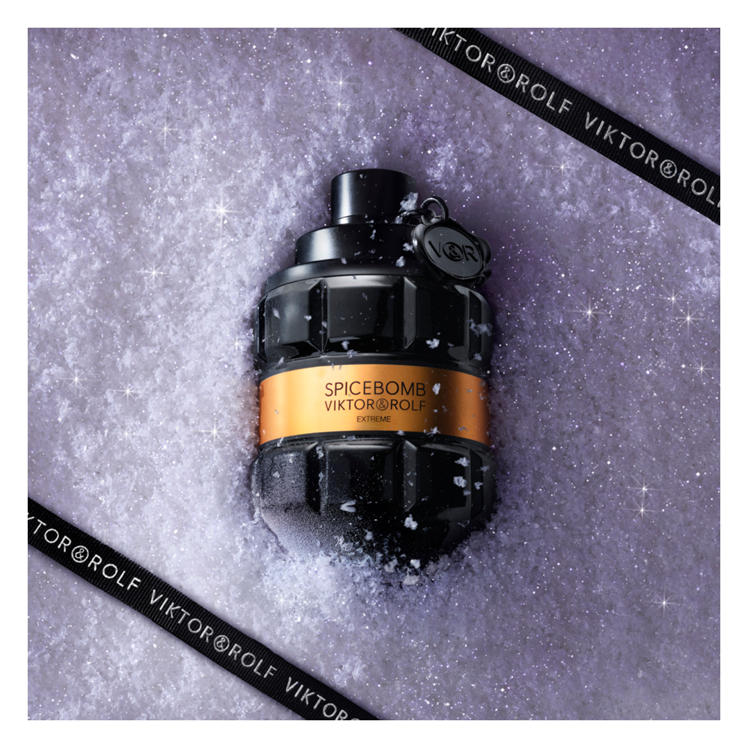 Viktor & Rolf Spicebomb Extreme Eau de Parfum Spray 90ml Gift Set