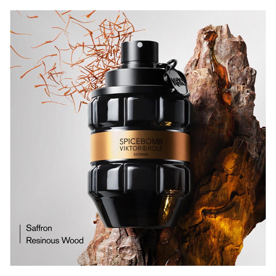 Viktor & Rolf Spicebomb Extreme Eau de Parfum Spray 90ml Gift Set